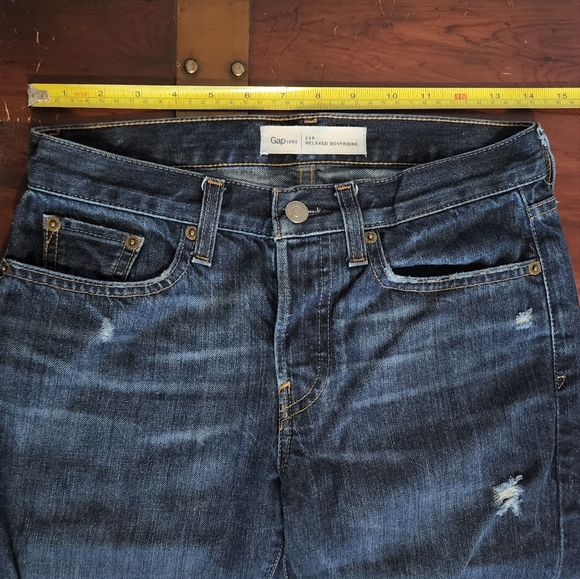 GAP Boyfriend Jeans - Picture 6 of 6